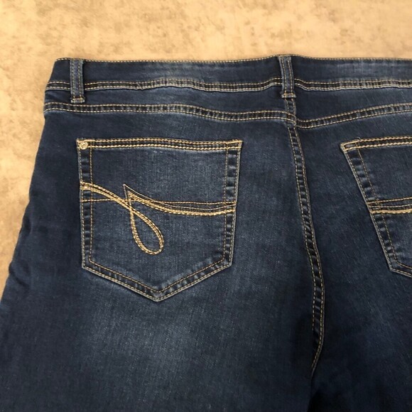 Jordache Skinny Dark WashJeans Size 16 - Picture 3 of 11